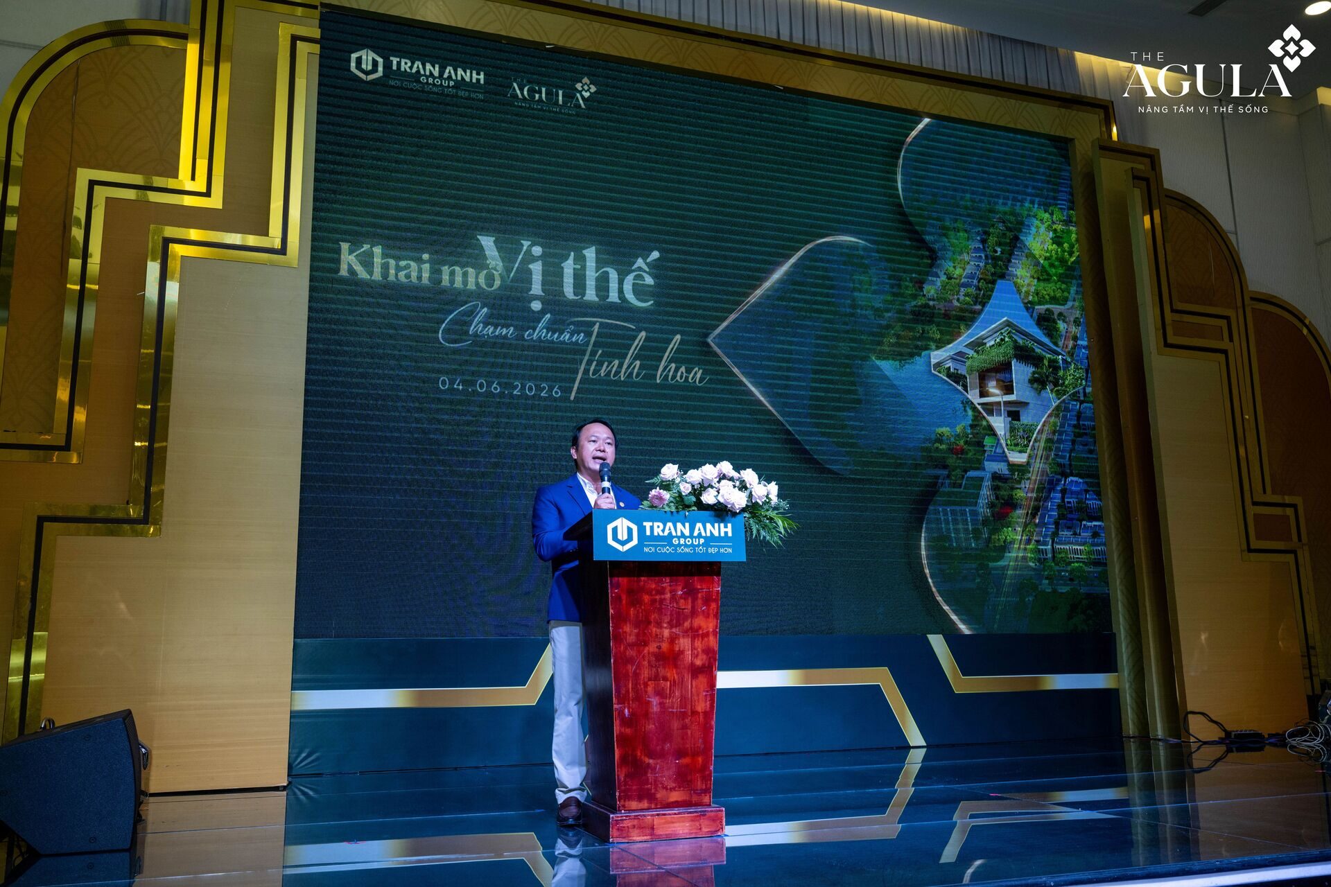 Khoảnh khắc khai mạc sự kiện CEO Summit 2026